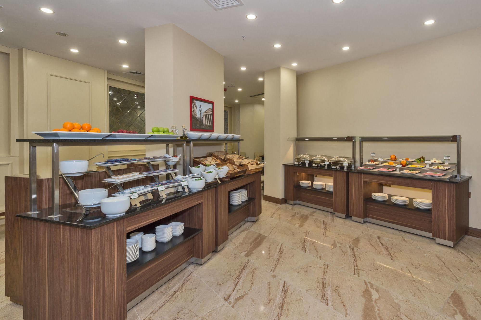 Boursier 1 & 4* Istanbul