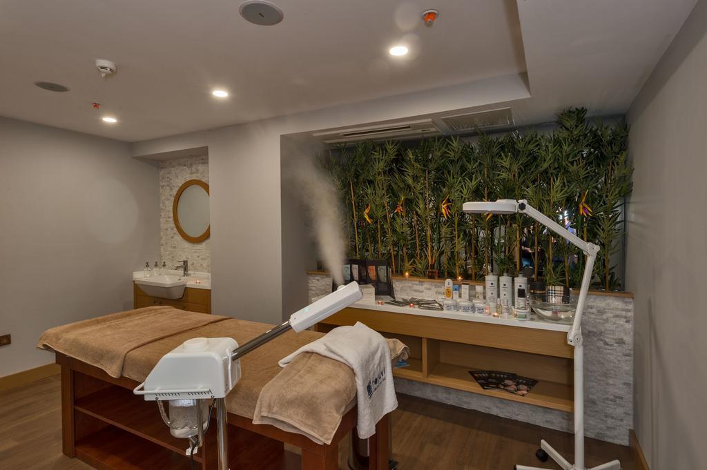 Hotel Boursier 1 & Istambul