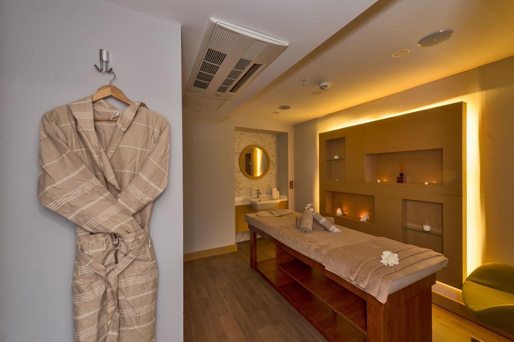 Boursier 1 & Hotel Istambul