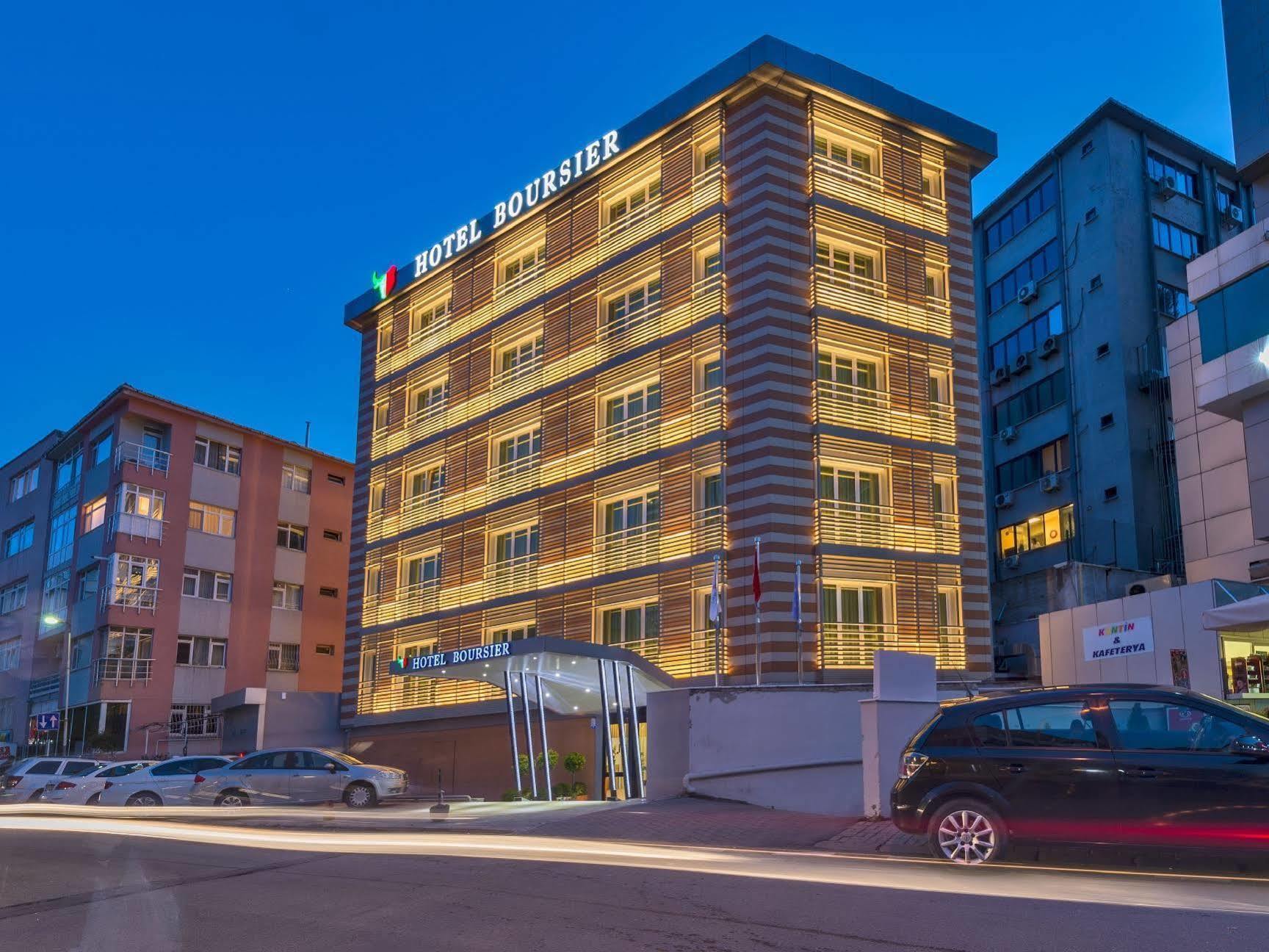 Boursier 1 & 4* Istambul